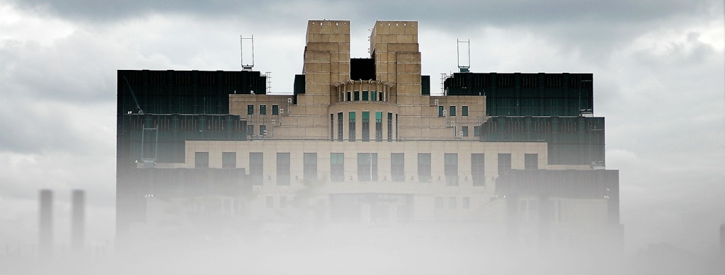 London, UNITED KINGDOM: The headquarters of Britain's MI6 intelligence agency are pictured in London, 31 May 2007. The ex-KGB agent Andrei Lugovoi, wanted in Britain for the radioactive poisoning in London last year of the former Russian intelligence agent turned critic of President Vladimir Putin, Alexander Litvinenko, insisted Today on his innocence during a press conference in Moscow. Lugovoi said that either MI6, the Russian mafia, or fugitive Kremlin opponent Boris Berezovsky carried out the killing. Lugovoi claimed that both Berezovsky and Litvinenko were working for MI6. "The poisioning of Litvinenko couldn't have taken place outside the control of Great Britain's special services," Lugovoi told journalists in Moscow. AFP PHOTO/BERTRAND LANGLOIS (Photo credit should read BERTRAND LANGLOIS/AFP/Getty Images)