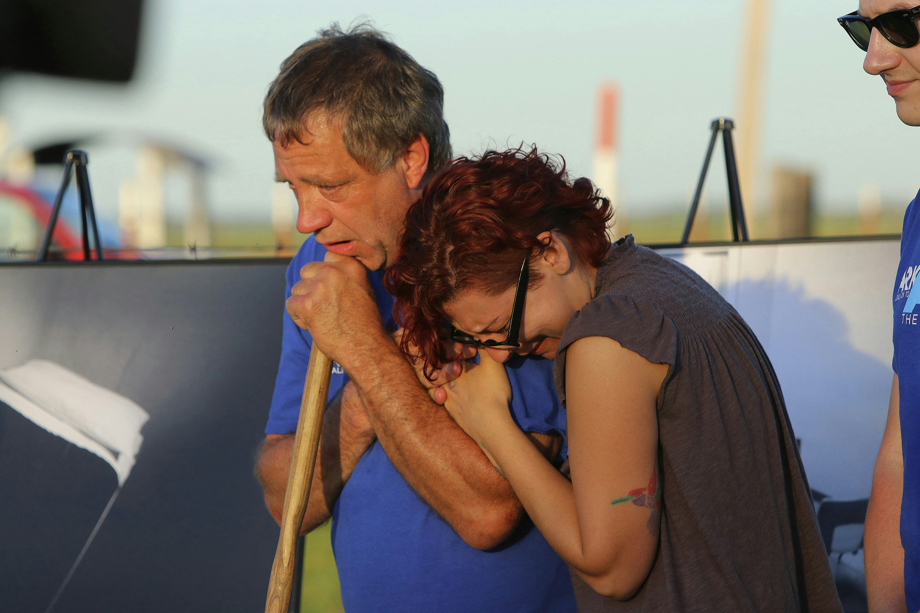 Anti-death penalty supporter Randy Gardner, left, embraces Gina Grimm, daughter of inmate Jack Jones, outside the Varner Unit on Monday, April 24, 2017 near Varner, Ark.    Jack Jones and Marcel Williams received lethal injections on the same gurney Monday night, just about three hours apart. It was the first double execution in the United States since 2000.   (Stephen B. Thornton/The Arkansas Democrat-Gazette via AP)