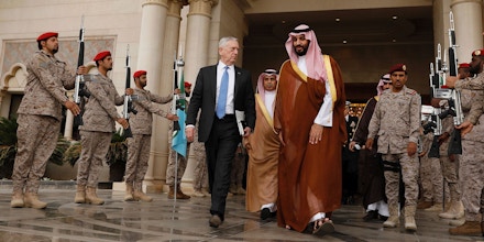 US Defence Secretary James Mattis bids farewell to Saudi Deputy Crown Prince Mohammed bin Salman (C-R) following their meeting in Riyadh on April 19, 2017.  / AFP PHOTO / POOL / JONATHAN ERNST        (Photo credit should read JONATHAN ERNST/AFP/Getty Images)
