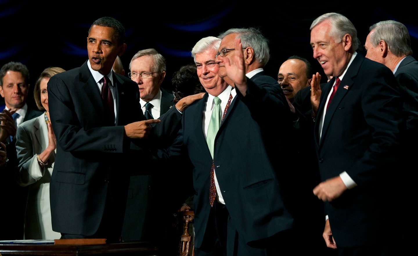 FILE -- President Barack Obama with  Sen. Christopher Dodd (D-Conn.), center, and Rep. Barney Frank (D-Mass.), center right, after signing the Dodd-Frank Act in Washington, July 21, 2010. Three judges at Washington's federal appeals court on Oct. 24, 2016, questioned the government's analysis that led to MetLife's designation as a "too big to fail" financial company, as the Justice Department appeals a lower court's decision to strip the insurance giant of that label. (Doug Mills/The New York Times)
