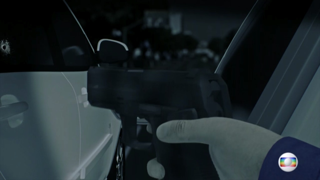 Captura de tela do programa Fantástico, que simulou o crime utilizando a imagem de uma pistola.