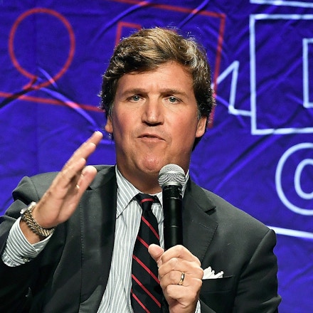 LOS ANGELES, CA - OCTOBER 21:  Fox News anchor Tucker Carlson speaks during Politicon 2018 at Los Angeles Convention Center on October 21, 2018 in Los Angeles, California.  (Photo by Michael S. Schwartz/Getty Images)