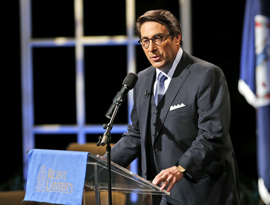 Jay Sekulow, Chief Counsel of the American Center for Law and Justice, introduces  Republican presidential candidate former Florida Gov. Jeb Bush during a Presidential candidate forum with Rev. Pat Robertson, right, at Regent University in Virginia Beach, Va., Friday, Oct. 23, 2015.  (AP Photo/Steve Helber)