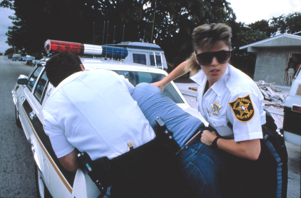 COPS, 1989