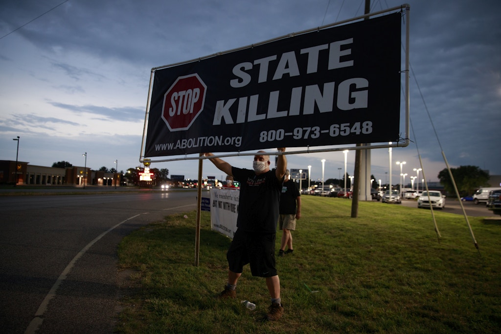 TERRE HAUTE, INDIANA, UNITED STATES - 2020/07/15: Abe Bonowitz of Death Penalty Action, an execution abolitionist group, protests near the Terre Haute Federal Correctional Complex where death row inmate Wesley Ira Purkey was scheduled to be executed by lethal injection.Purkey's execution scheduled for 7 p.m., was delayed by a judge. Purkey suffers from Dementia, and Alzheimer's disease. Wesley Ira Purkey was convicted of a gruesome 1998 kidnapping and killing. (Photo by Jeremy Hogan/SOPA Images/LightRocket via Getty Images)