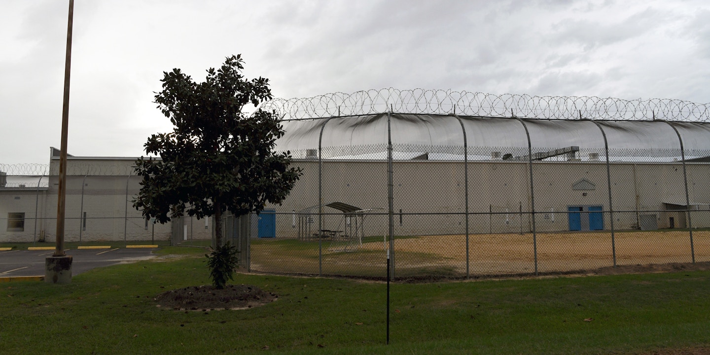 El Centro de Detención del Condado de Irwin en Ocilla, Georgia, el 24 de septiembre de 2020. Dieciséis mujeres le dijeron al New York Times que estaban preocupadas por la atención ginecológica que recibieron mientras estaban en el centro de detención de inmigrantes.  (Aileen Perilla / The New York Times)