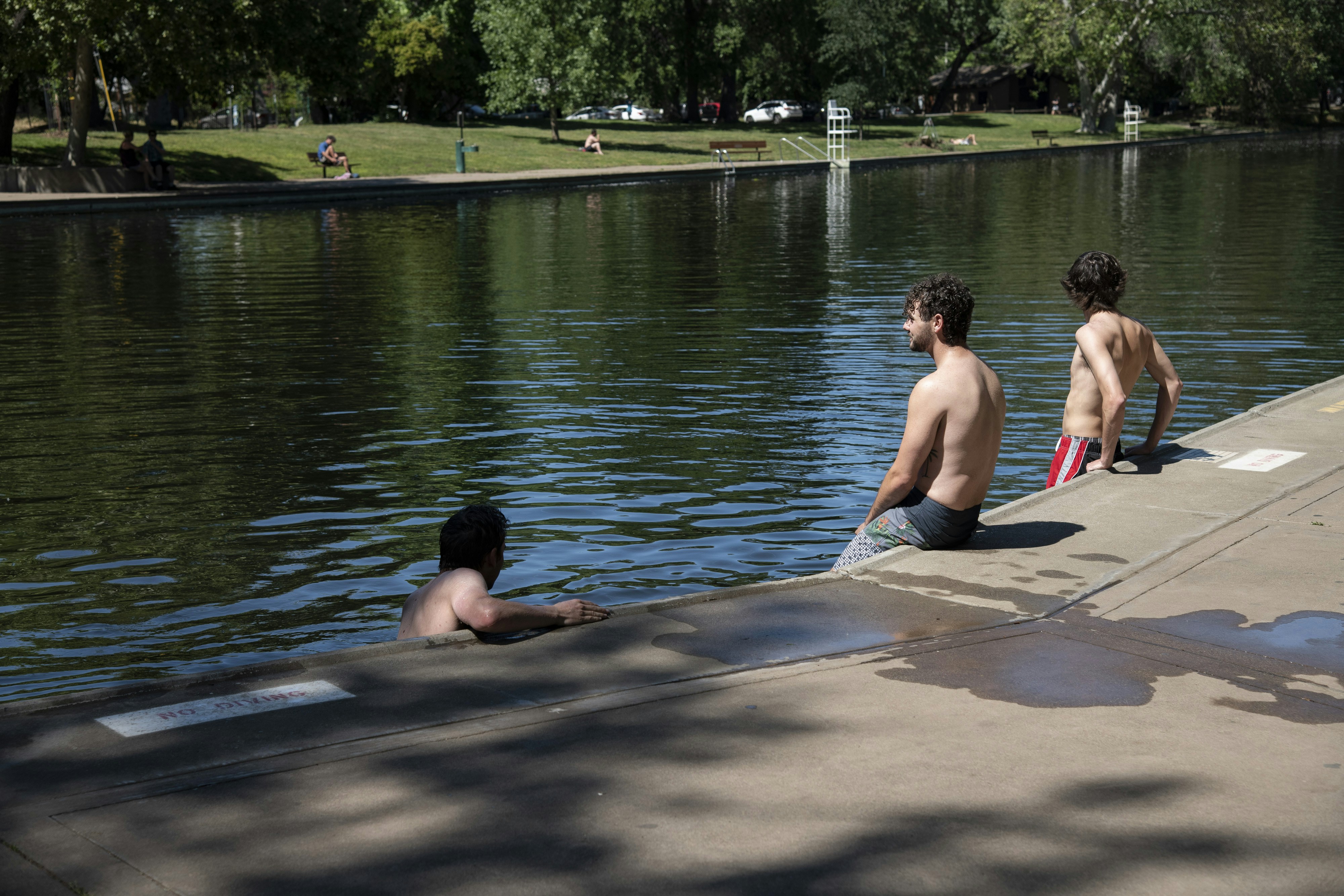People enjoy the outdoors at Lower Bidwell Park in Chico, Calif. on Tuesday May 4, 2021.
Salgu Wissmath for The Intercept