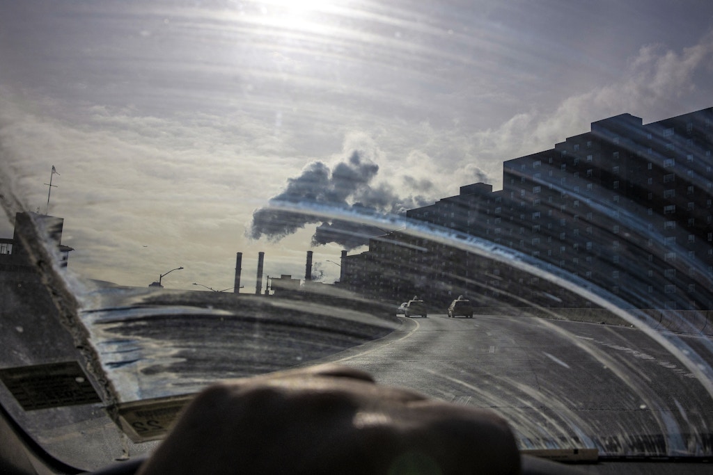 NEW YORK, NEW YORK - JANUARY 15: Steam rises above the Manhattan skyline from the Con Edison plant on a cold winter afternoon, as seen from the FDR Drive, January 15, 2022 in New York City, New York. (Photo by Andrew Lichtenstein/Corbis via Getty Images)
