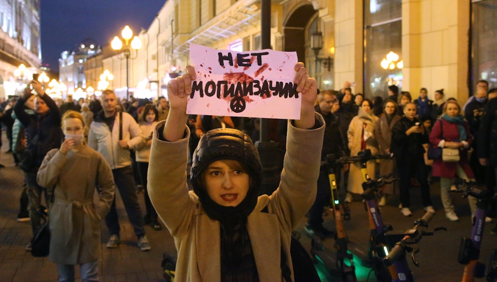 Los rusos vuelven a las calles para protestar por la ampliación de la guerra de Putin contra Ucrania