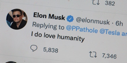 CHICAGO, ILLINOIS APRIL 25: Tweets by Elon Musk are shown on a computer April 25, 2022 in Chicago, Illinois. It was announced today that Twitter has accepted a $44 billion bid from Musk to acquire the company. (Photo Illustration by Scott Olson/Getty Images)